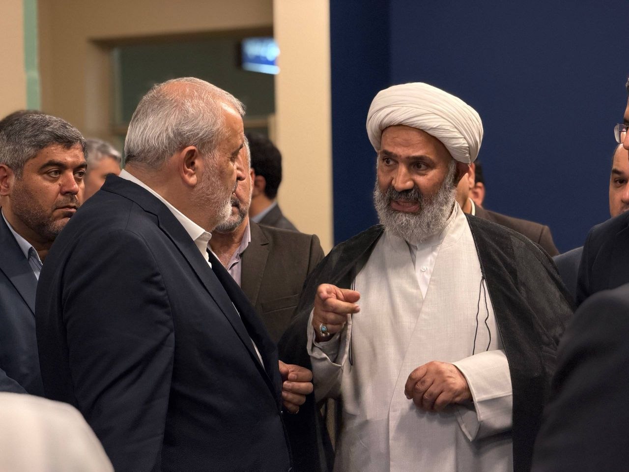 بازدید وزیر نیرو از مرکز نوآوری خلاق آب4